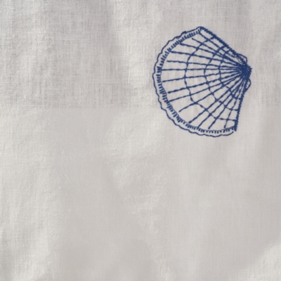 Prise du Jour Embroidered Table Runner