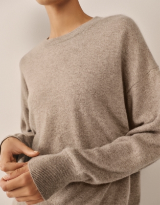Relaxed Cashmere Crew Neck Jumper - Hot Chocolate