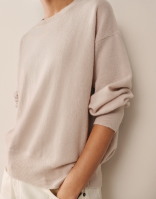 Relaxed Cashmere Crew Neck Jumper - Alabaster