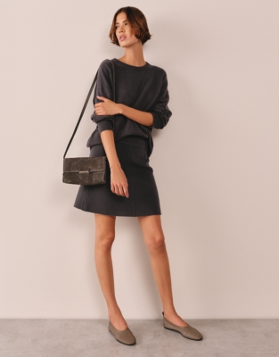 Relaxed Cashmere Crew Neck Jumper