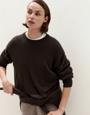 Relaxed Cashmere Crew Neck Jumper - Dark Chocolate