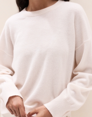 Relaxed Cashmere Crew-Neck Jumper - Porcelain