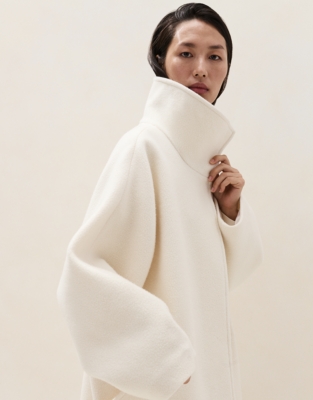 Relaxed Funnel Collar Coat 