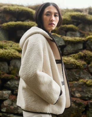 Relaxed Hooded Borg Coat