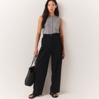 Relaxed Straight Leg Pleat Front Pants