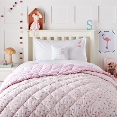 Reversible Floral Pom Pom Quilt