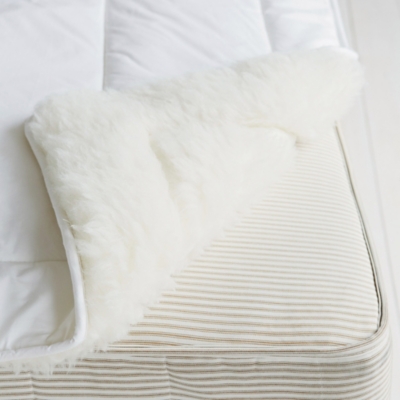 Reversible Natural Fiber Bed Topper