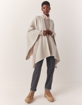Reversible Whip Stitch Poncho | Scarves & Hats | The White Company US