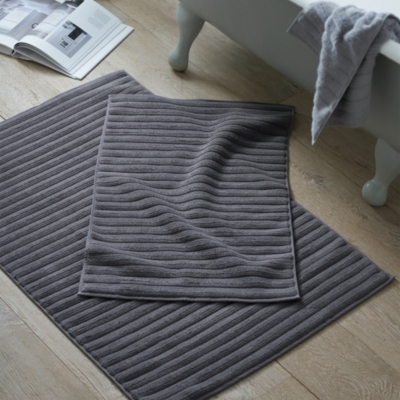 https://whitecompany.scene7.com/is/image/whitecompany/Rib-Hydrocotton-Bath-Mat/RIBHYDROBATHMATT02_92_T?$M_PLP_176x176$