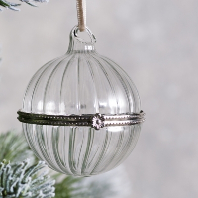 Ribbed Memory Bauble – 2.4"