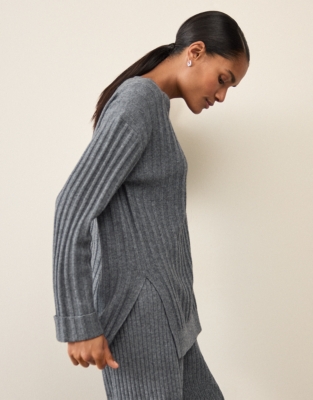 Ribbed V-Neck Lounge Jumper with Cashmere