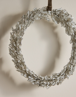 Round Beaded Wreath – 16cm