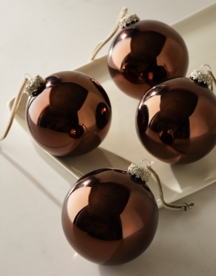 Round Chocolate Baubles – Set of 4