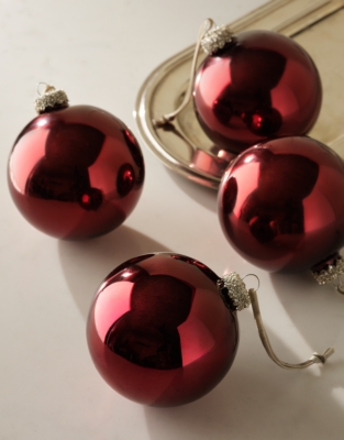 Round Claret Bauble - Set of 4