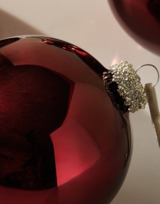 Round Claret Bauble - Set of 4