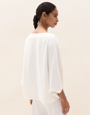 Rounded Silhouette Top