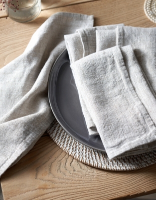 Rustic Linen Napkins – Set of 4