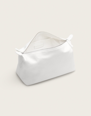 Saffiano Leather Large Wash Bag - Porcelain