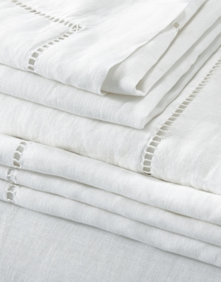 Santorini Linen Bed Linen Collection