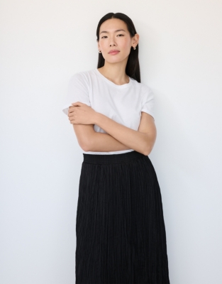 Satin Crinkle Midi Skirt - Black