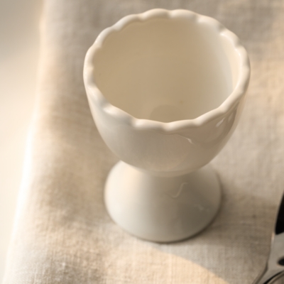 Scalloped Egg Cups – Set of 4
