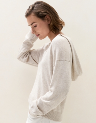 Scoop V Neck Hoodie with Cashmere