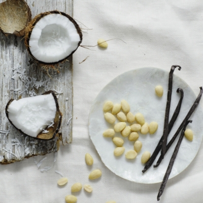 Seychelles Bauble Shower Gel Shower Gel The White Company UK