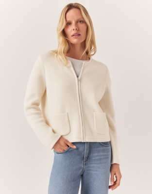 Short Crew Neck Knitted Jacket - Porcelain