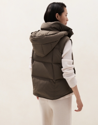 Short Lightweight Gilet