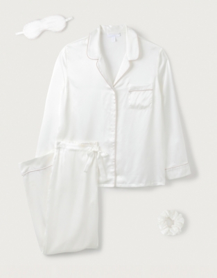 Silk Sleep Gift Set | Pyjamas | The White Company UK