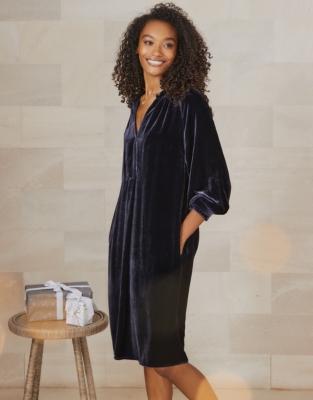 Silk velvet shop dressing gown