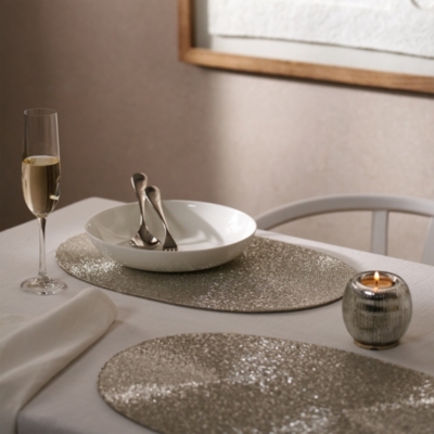 Silver Beaded Oval Placemats – Set of 2