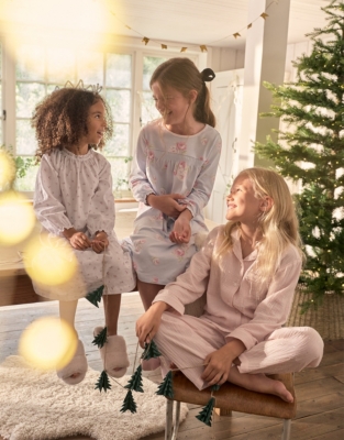 White company christmas online pjs