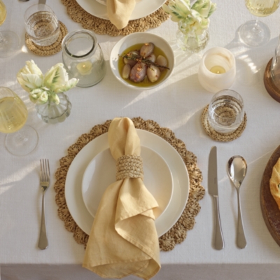 Sisal Round Scalloped Placemats – Set of 2
