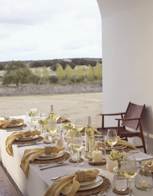Sisal Round Scalloped Placemats – Set of 2