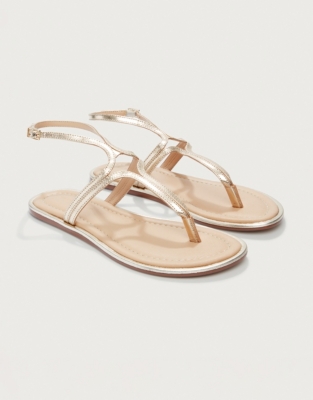 Skinny Curve Strap Flat Sandal