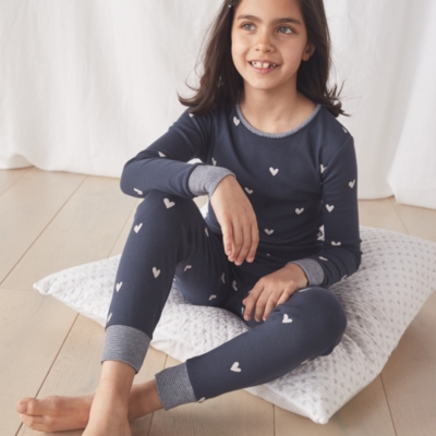 White company pyjamas online girl