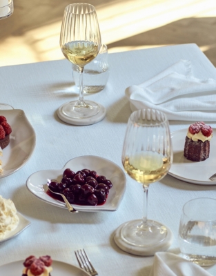 Skye Optic Wine Glasses – Set of 4