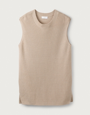 sleeveless crew neck sweater