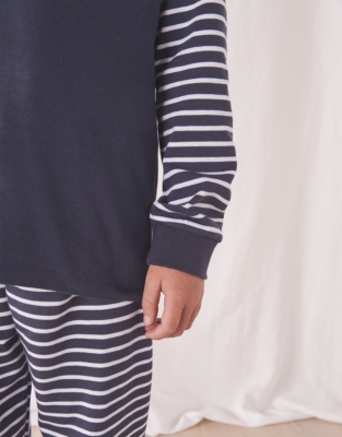 White/Navy