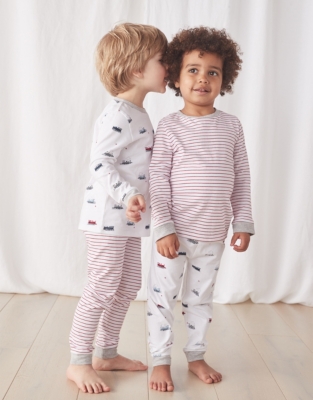 White company pyjamas discount baby