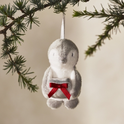 Snowy with Present Decoration – 10cm