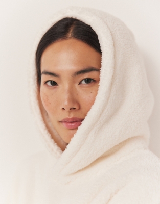 Snuggle Blanket Hoodie - Ivory