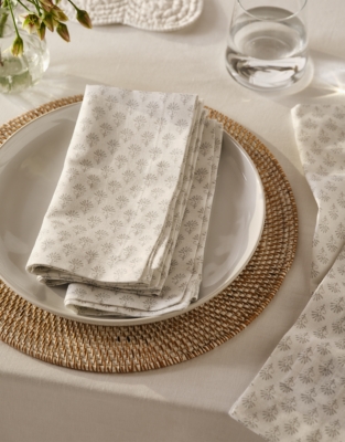 Sofia Napkins – Set of 4