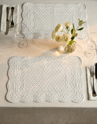 Sofia Quilted Reversible Placemats – Set of 2