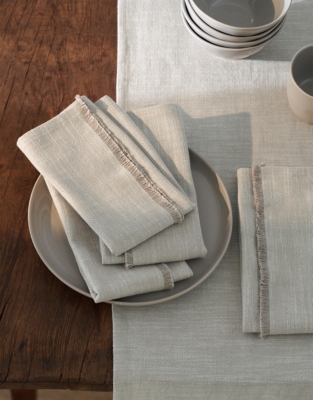 Soft Grey Fringed Napkins – Set of 4