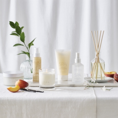 Spa Escape Signature Candle