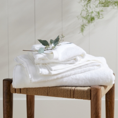 https://whitecompany.scene7.com/is/image/whitecompany/Spa-Indulgence-Cupro-Towels/CUPROHT02_15_T?$M_S_PDP$