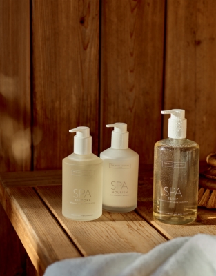 Spa Restore Moisturising Cleanser