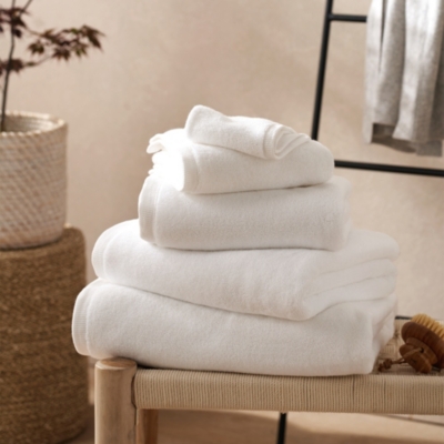 White bath best sale towels on sale